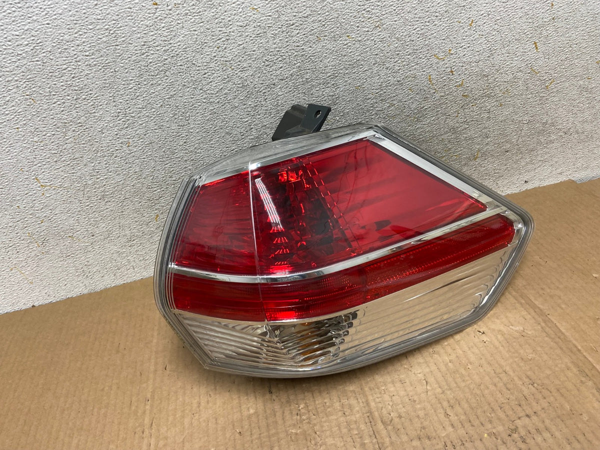 2014-2016 Nissan Rogue Right Passenger RH Side Outer Tail Light AI6553 LK0