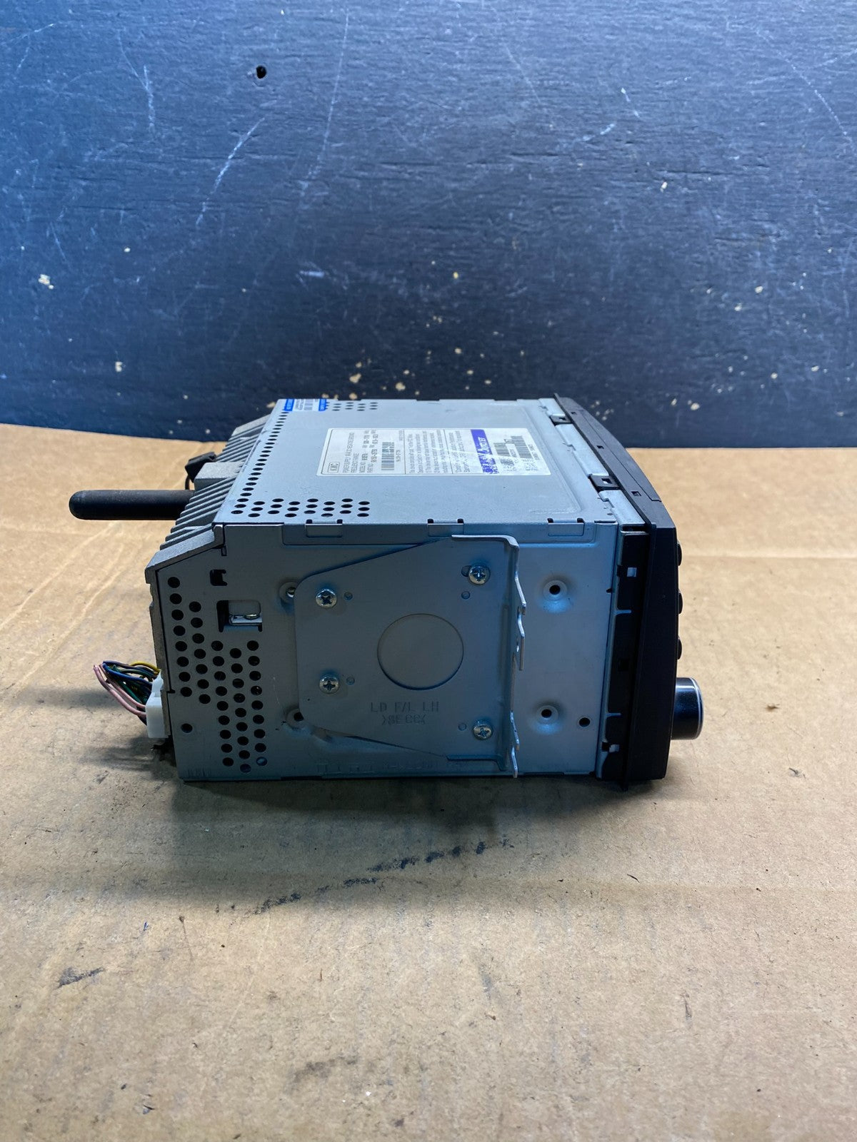 2007 2008 2009 Kia Sorento  AM/FM CD Player Radio Oem Z7577  DG2