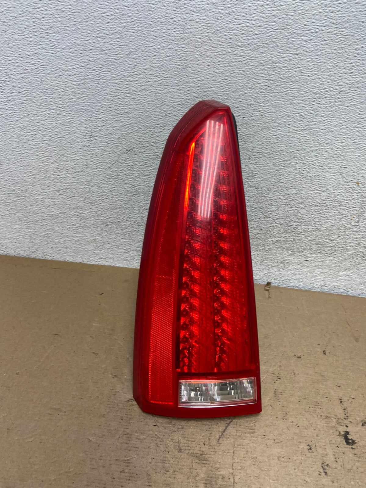 2006 to 2011 Cadillac DTS Left Driver Lh Side LED Tail light AF5106 LK0