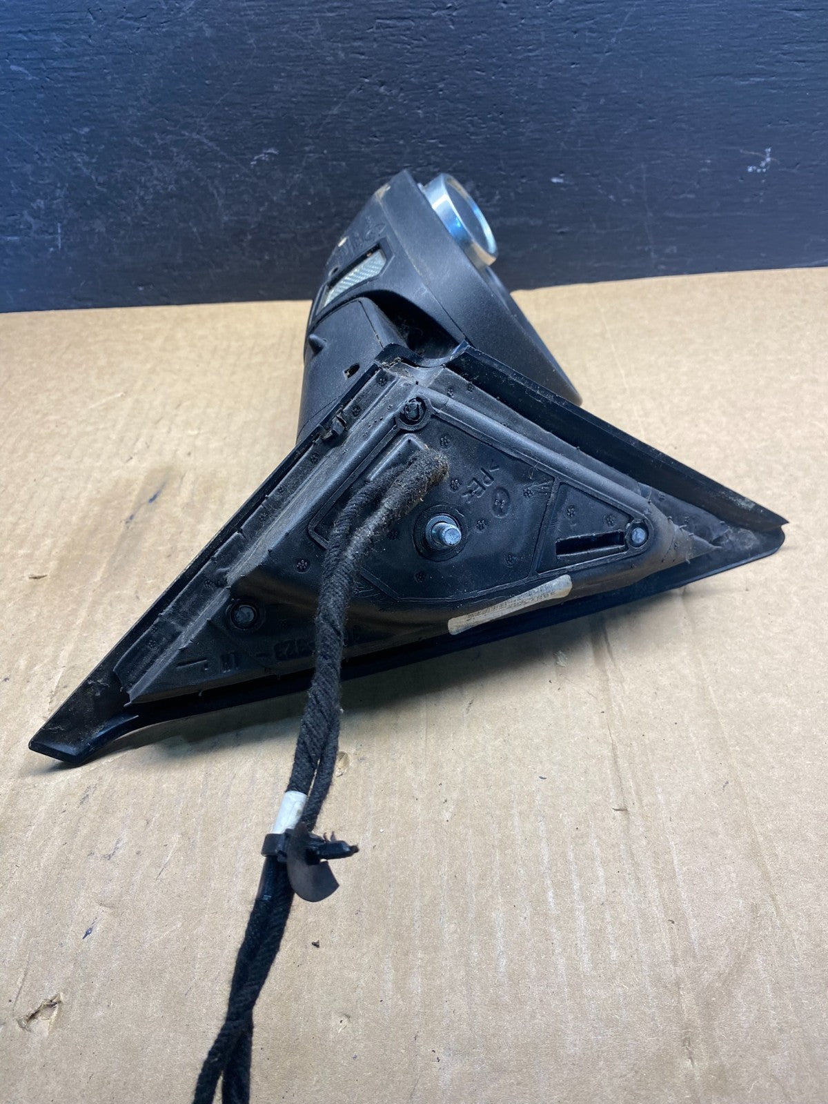 2004 - 2006 Volvo S40 Left Driver Side Turn Signal View Door Mirror AC7167 DG4