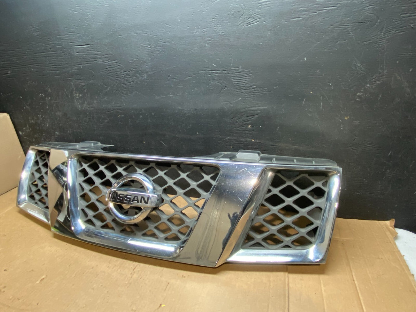 2005 - 2007 Nissan Pathfinder Chrome Front Upper Grill Grille G5569 Aftermarket1
