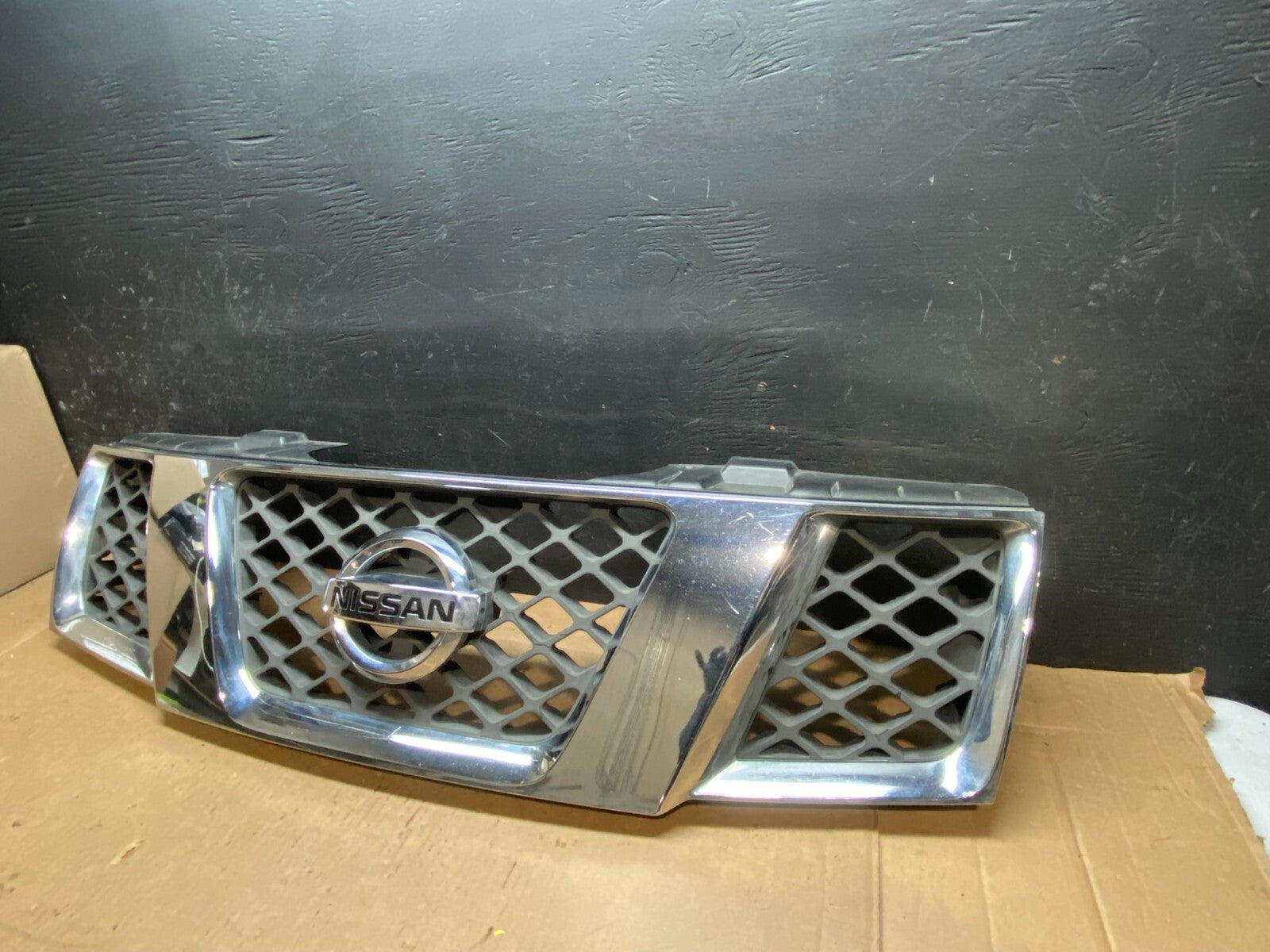 2005 - 2007 Nissan Pathfinder Chrome Front Upper Grill Grille G5569 Aftermarket1