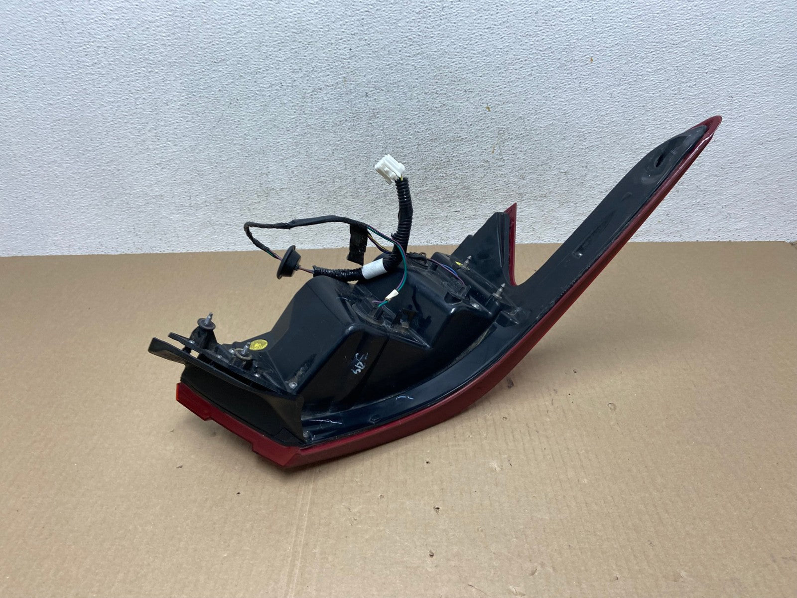 2016 2017 2018 Nissan Maxima Right Passenger RH Tail Light AE6963 LK3