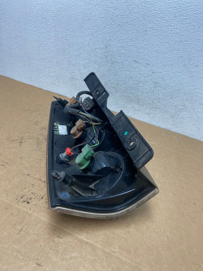 2007-2014 GMC Yukon Denali Right Passenger RH Side Tail Light AD4781 LK8