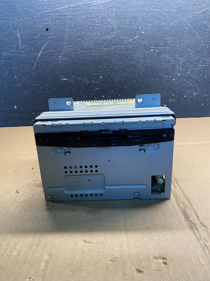 2011-2012 Ford Flex Dash AM/FM Radio CD Player 8a8t-19c107-ab AH1530 DG0