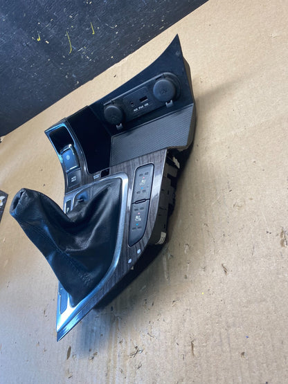 2011 to 2013 Kia Optima Center Console Shifter Gear AUX USB Floor Bezel T1354 DG2