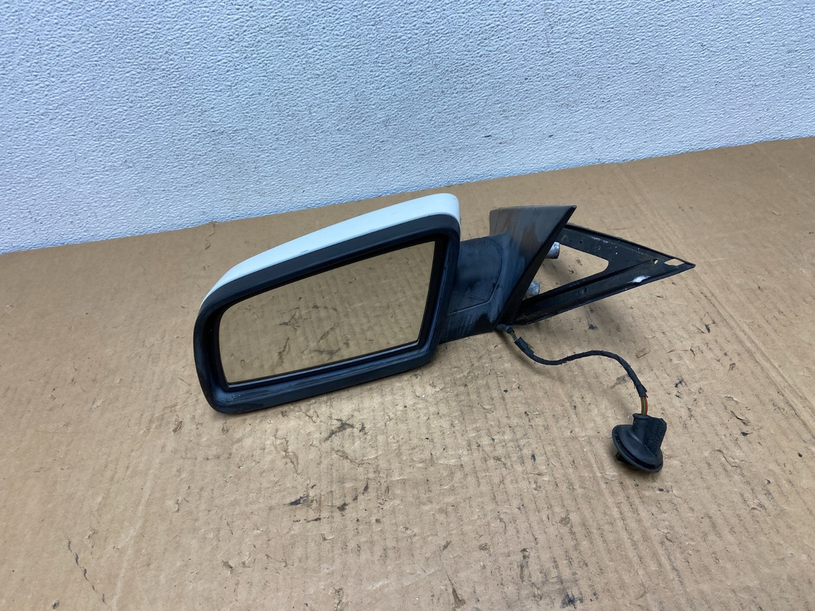 2004 - 2006 BMW 5-Series 525i 530i Left Driver LH Door View Mirror AC7813 DG5