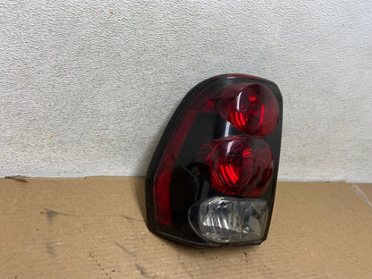 2002 to 2009 Chevrolet Trailblazer Left Driver LH Side Tail Light AH4278 LK1