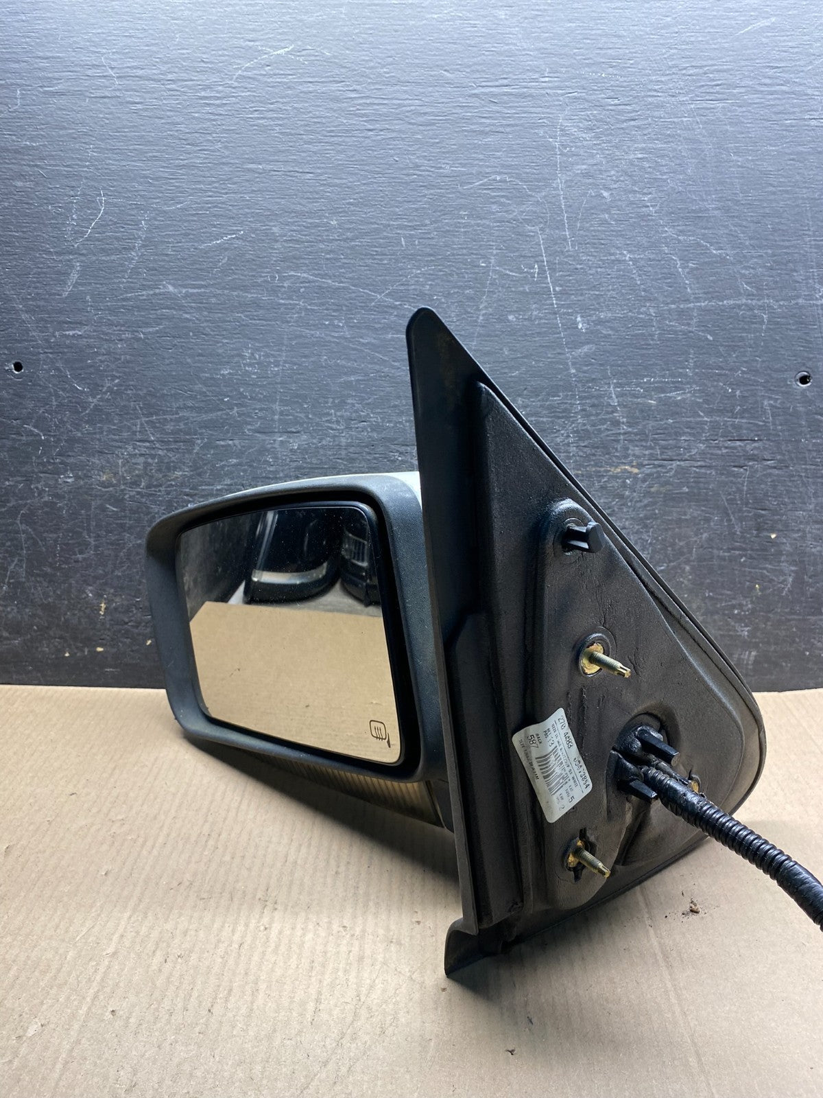 2003 to 2006 Lincoln Navigator Left Driver View Heated Door Mirror AI5347 DW11