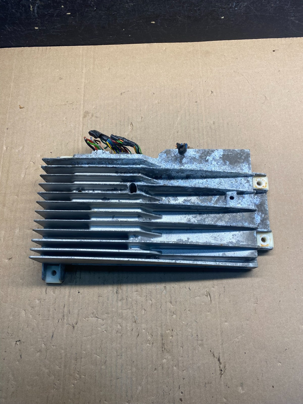 2008 to 2013 Cadillac CTS Stereo Audio Amplifier 25921142 AE7741 DW0