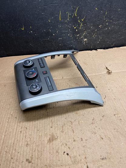 2008 to 2012 Chevrolet Traverse Climate Control Unit Heater Ac Panel  Y5425 DG4