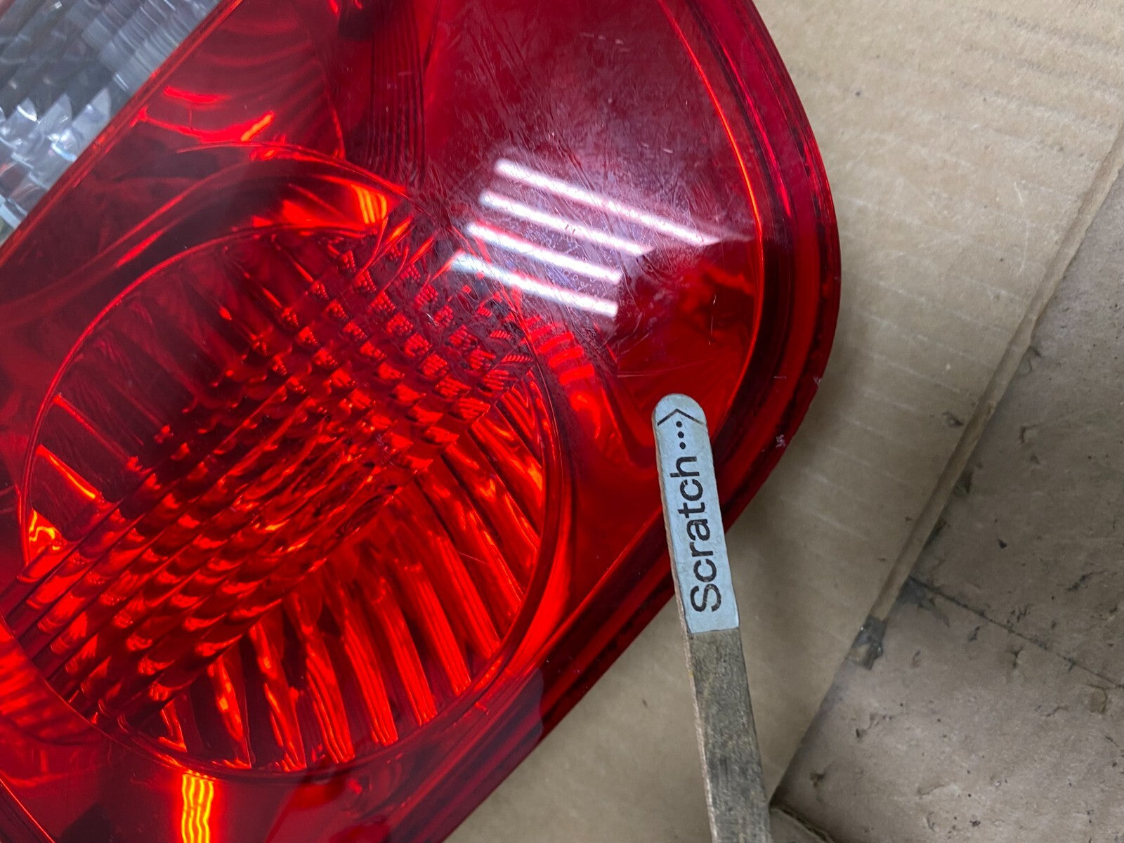 2004-2007 Volkswagen Touareg Right Passenger Rh Side Inner Tail Light Oem O66963