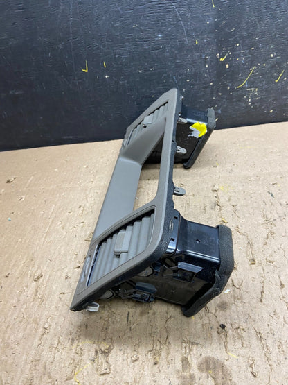 2009-2014 Nissan Murano Radio Center Console Display Bezel Air Vent t8724 DG2