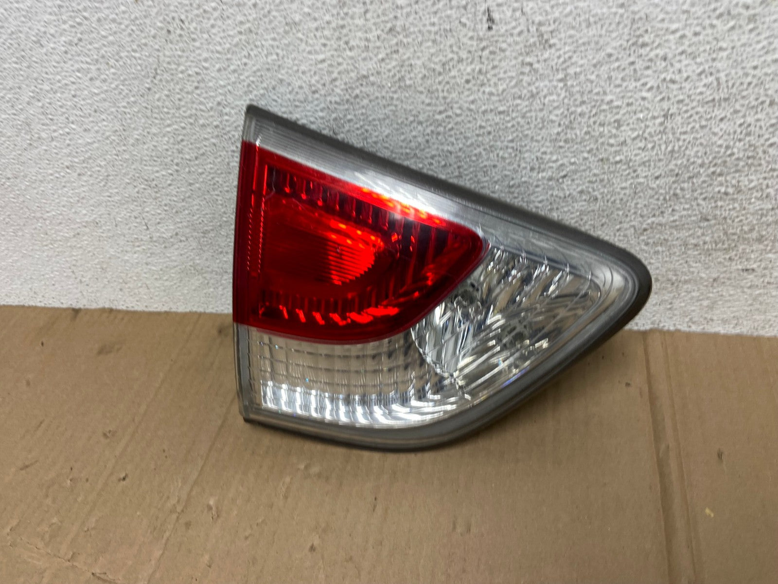 2013 to 2016 Nissan Pathfinder Left Driver Inner Tail light AE8989 LK1