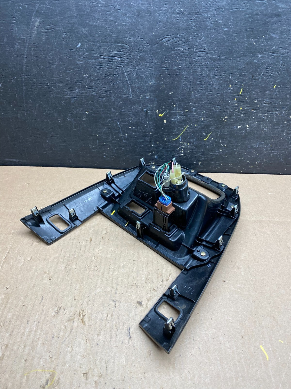 1999 to 2003 Lexus RX300 dash Console Center Shifter Floor Bezel OEM T4625 DG4