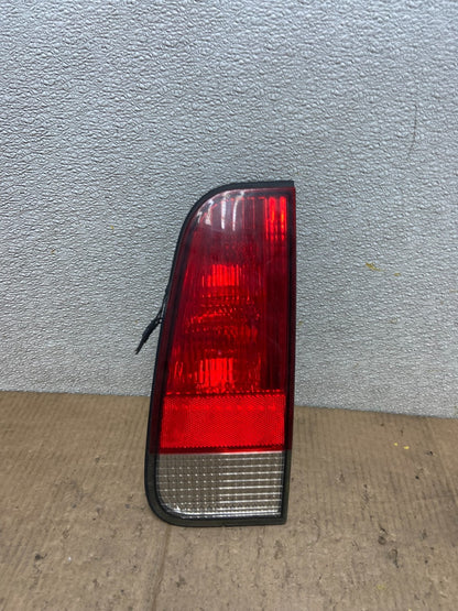 2003 to 2005 Lincoln Aviator Right Passenger Inner Tail Light Side OEM AA6984 LK0