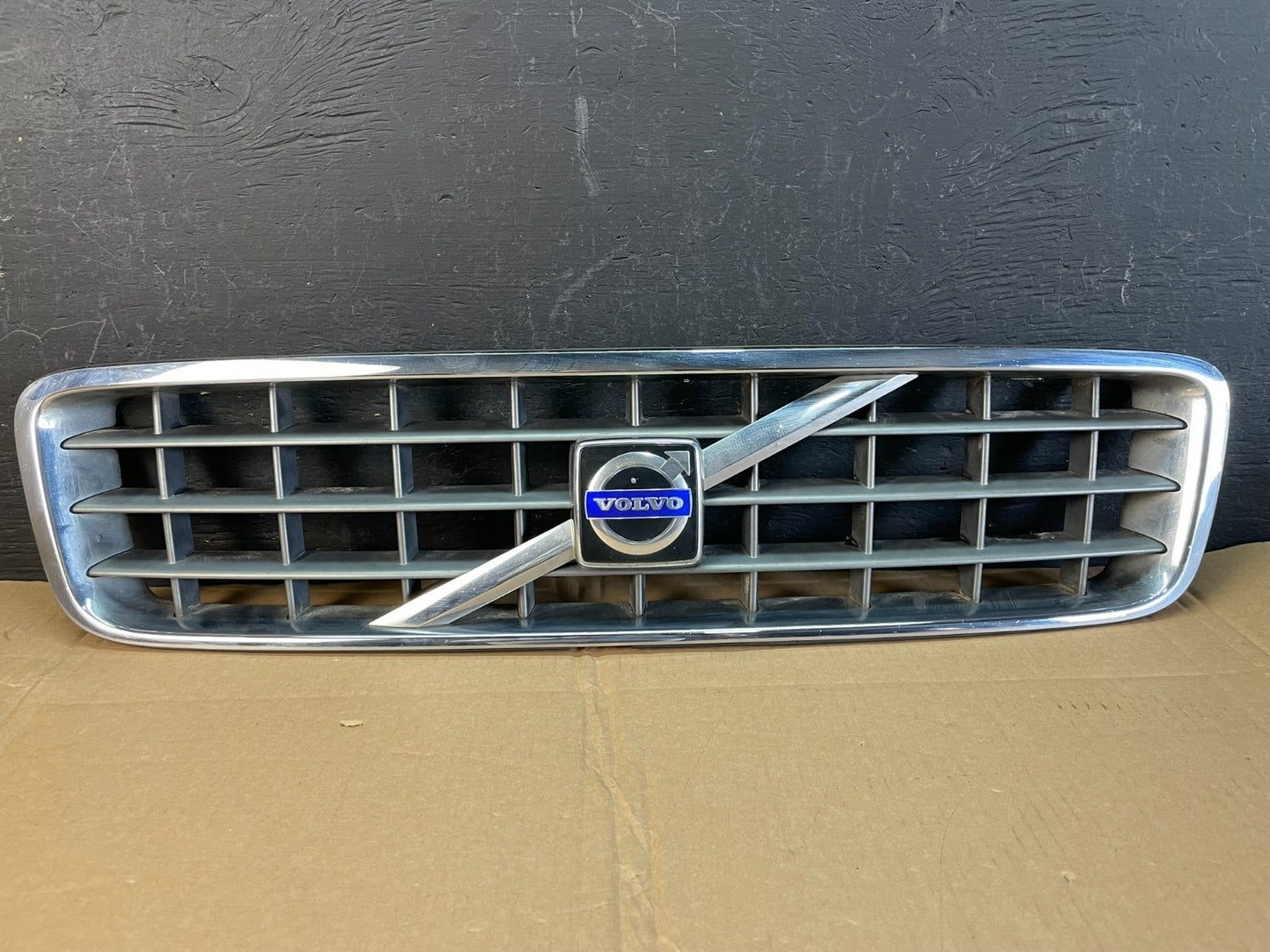2003 to 2013 Volvo XC90 Front Upper Grill Grille AC5323 DG0