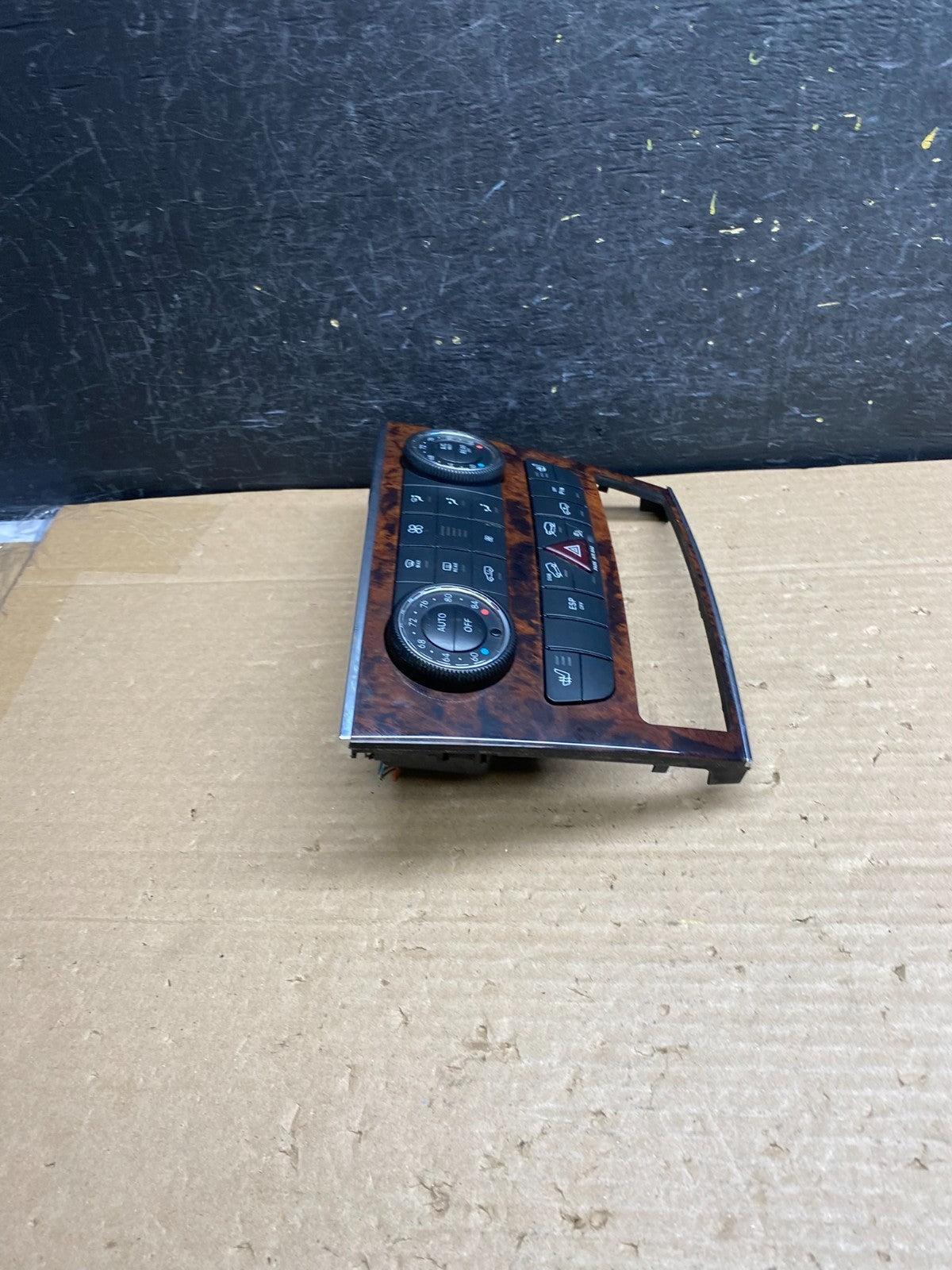 2007-2012 Mercedes X164 GL350 GL450 Climate Control Bezel Wood Switch AG6388 DG1