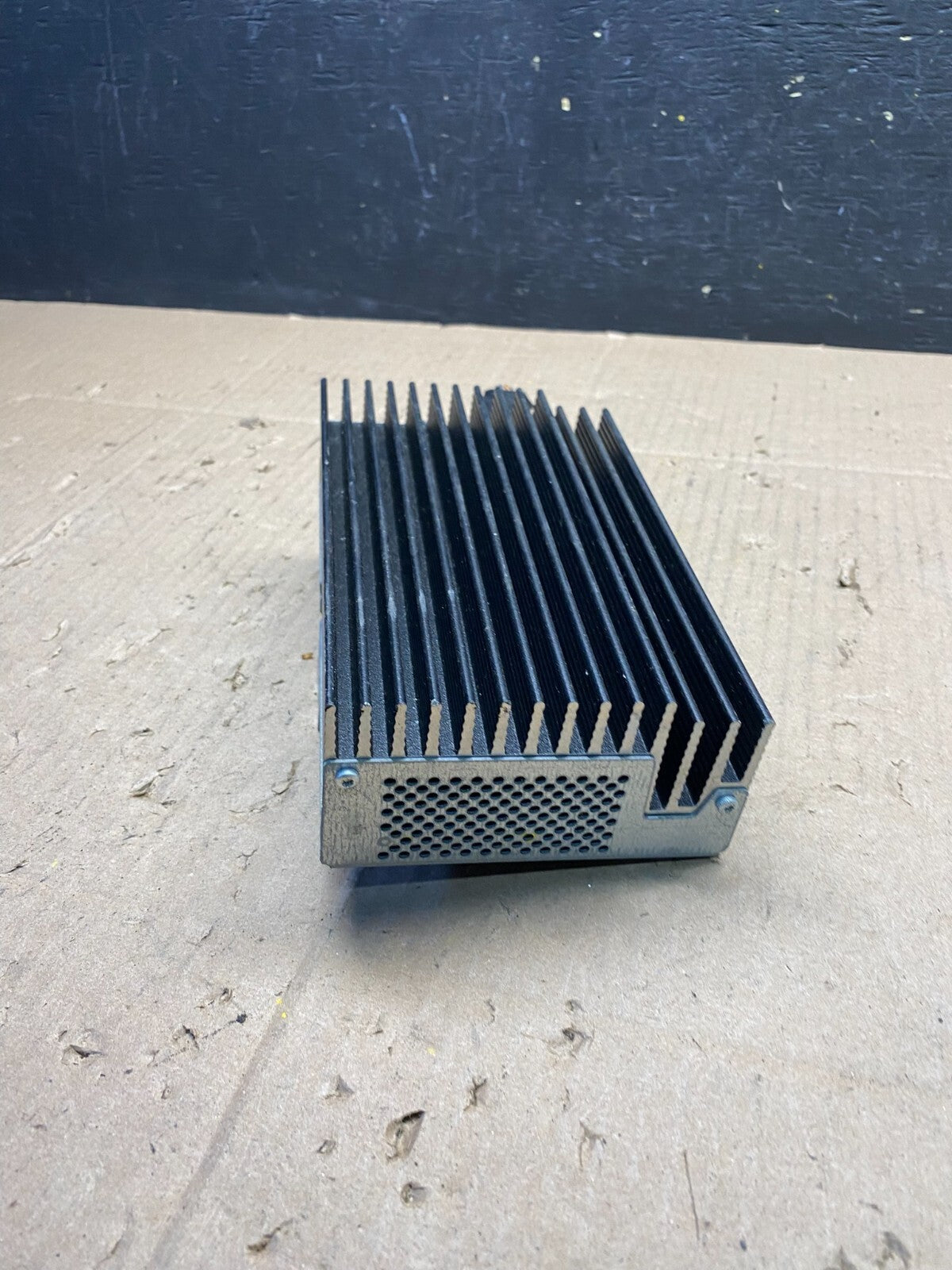 2007-2010 BMW X5 Top HiFi Lear Radio Audio Amplifier Amp M1303 DG4