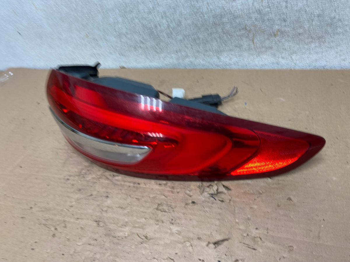 2017 - 2018 Ford Fusion Right Passenger RH Side Tail Light AI1053 LK1