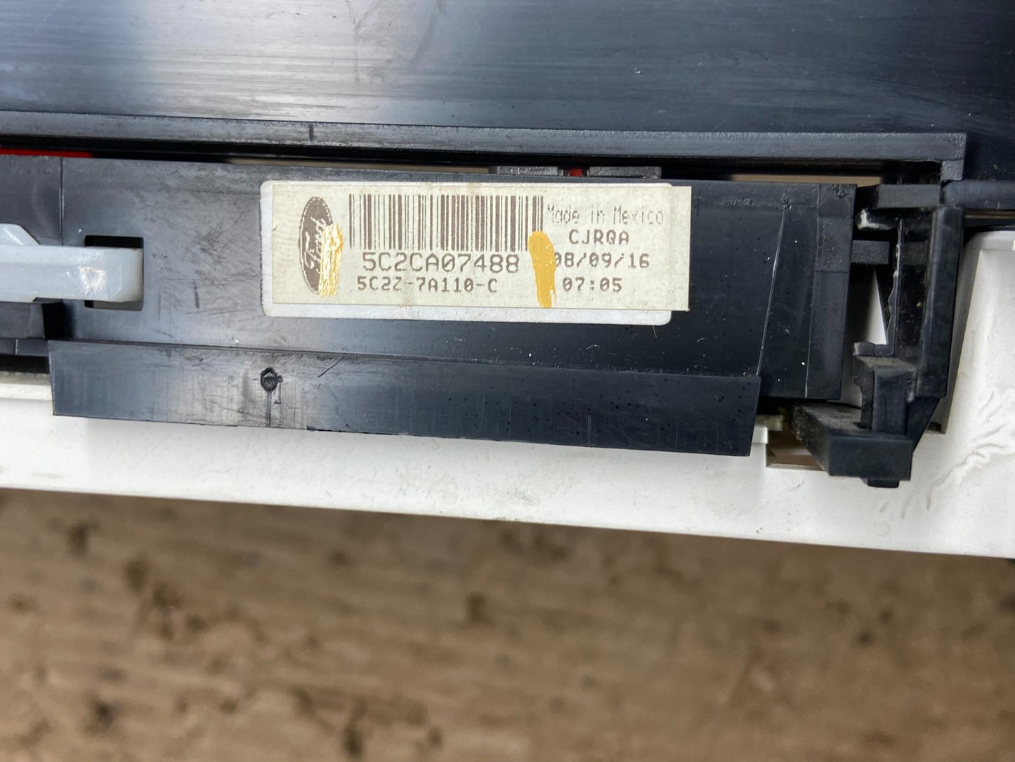 2004–2008 Ford E-150, E-250, E-350 Econoline Speedometer Cluster Gauge af1623 DG7