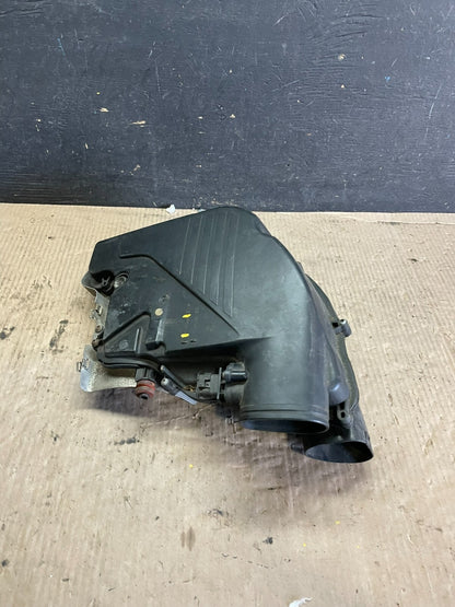 2009-2012 Bmw 7-Ser F01 750i Left Driver Air Filter Cleaner Intake Box M2919 DG3