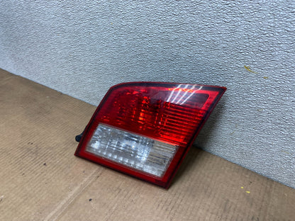 2002-2004 Infiniti i35 Inner Light Right Passenger RH Tail Light OEM AA5340 DW1
