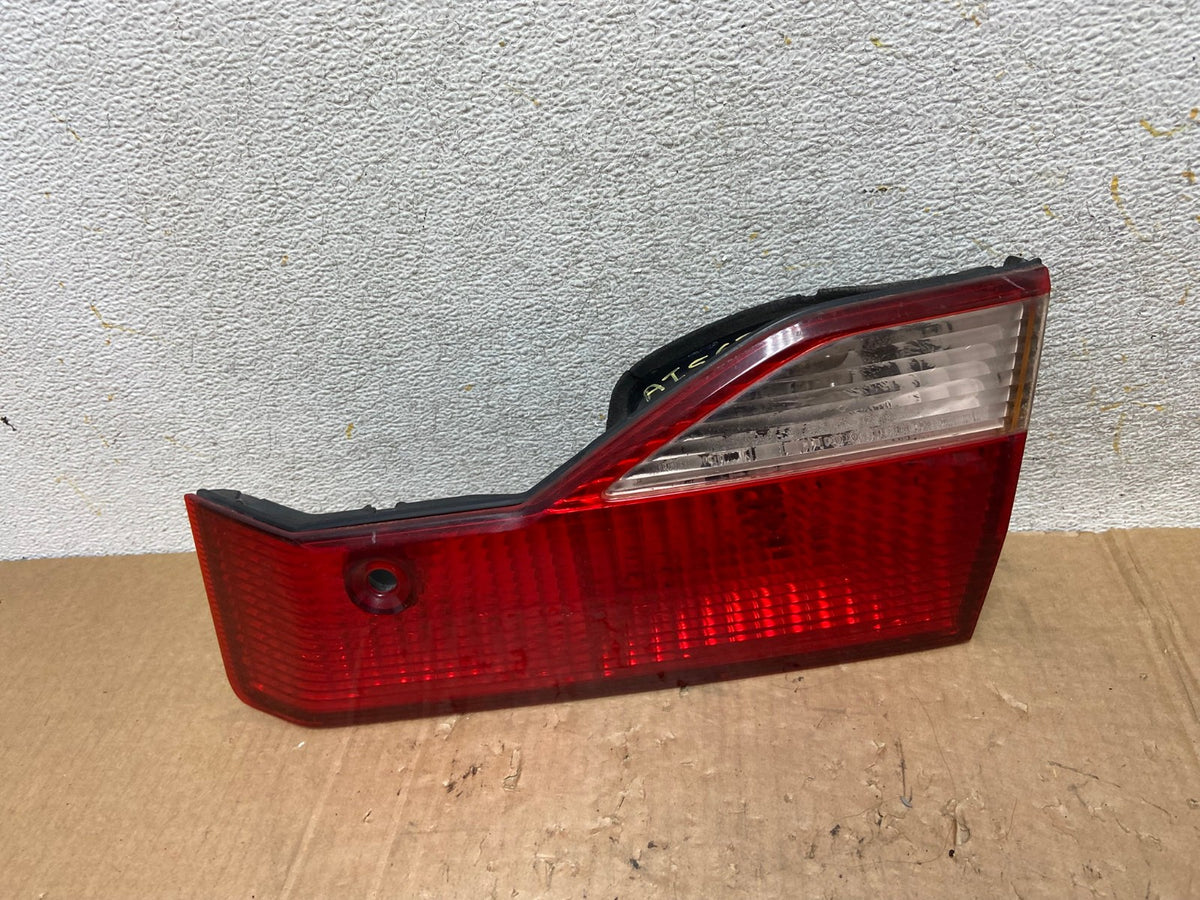 1998 to 2000 Honda Accord Right Passenger Side Inner Tail Light AI5637 LK0