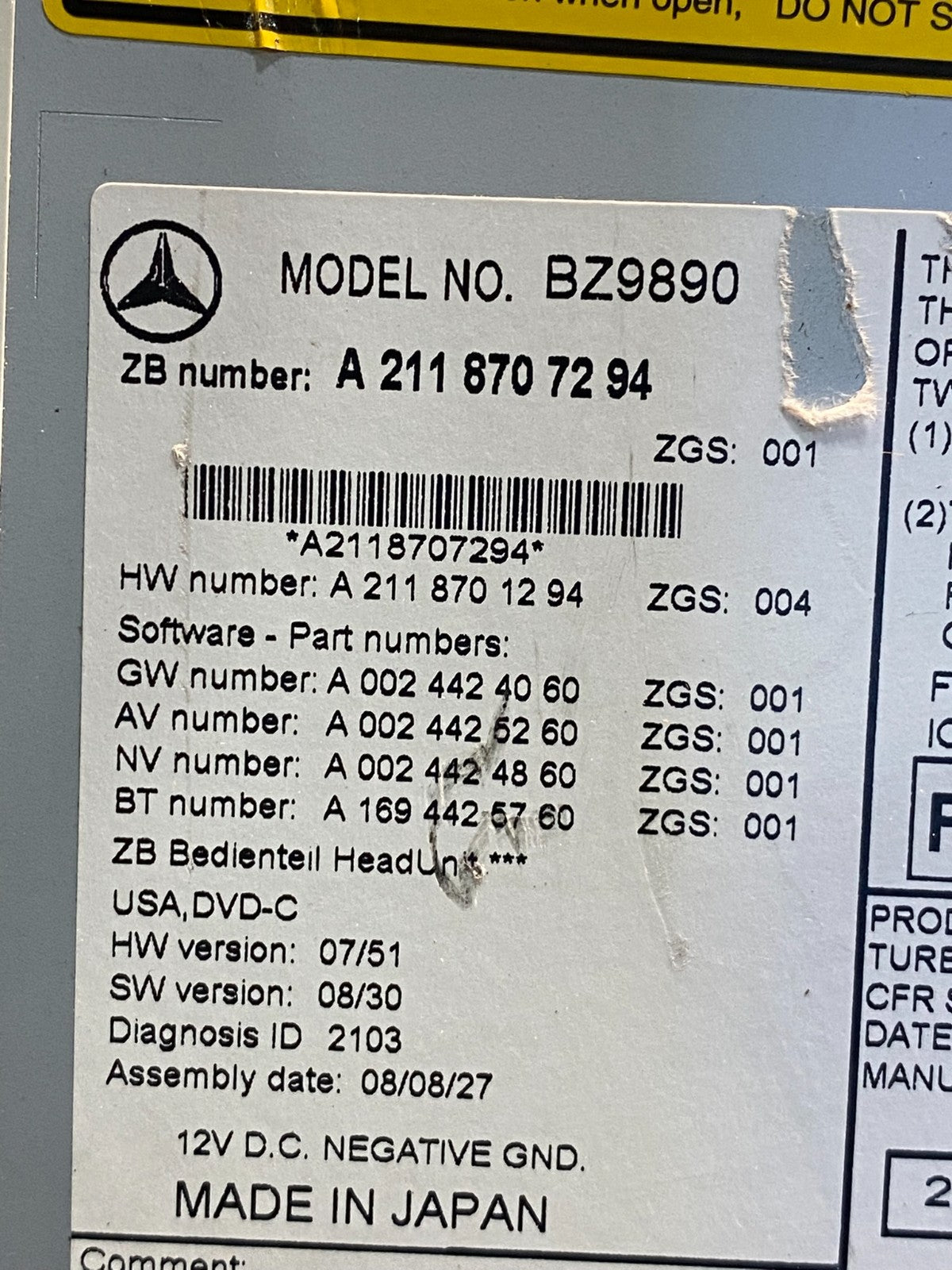 2009-2011 Mercedes Benz W211 E350 E500 Radio Screen Navigation Display AF3901 DW6