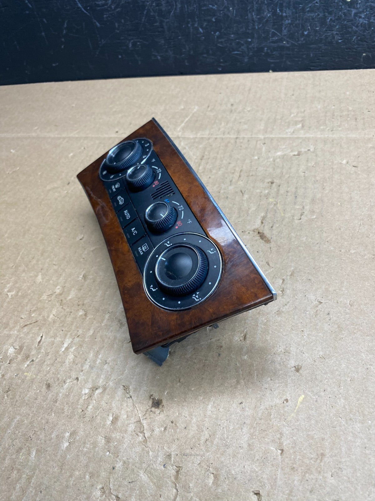 2005-2009 Mercedes W203 C230 C240 A/C Heater Climate Control Trim AC6323 DG2