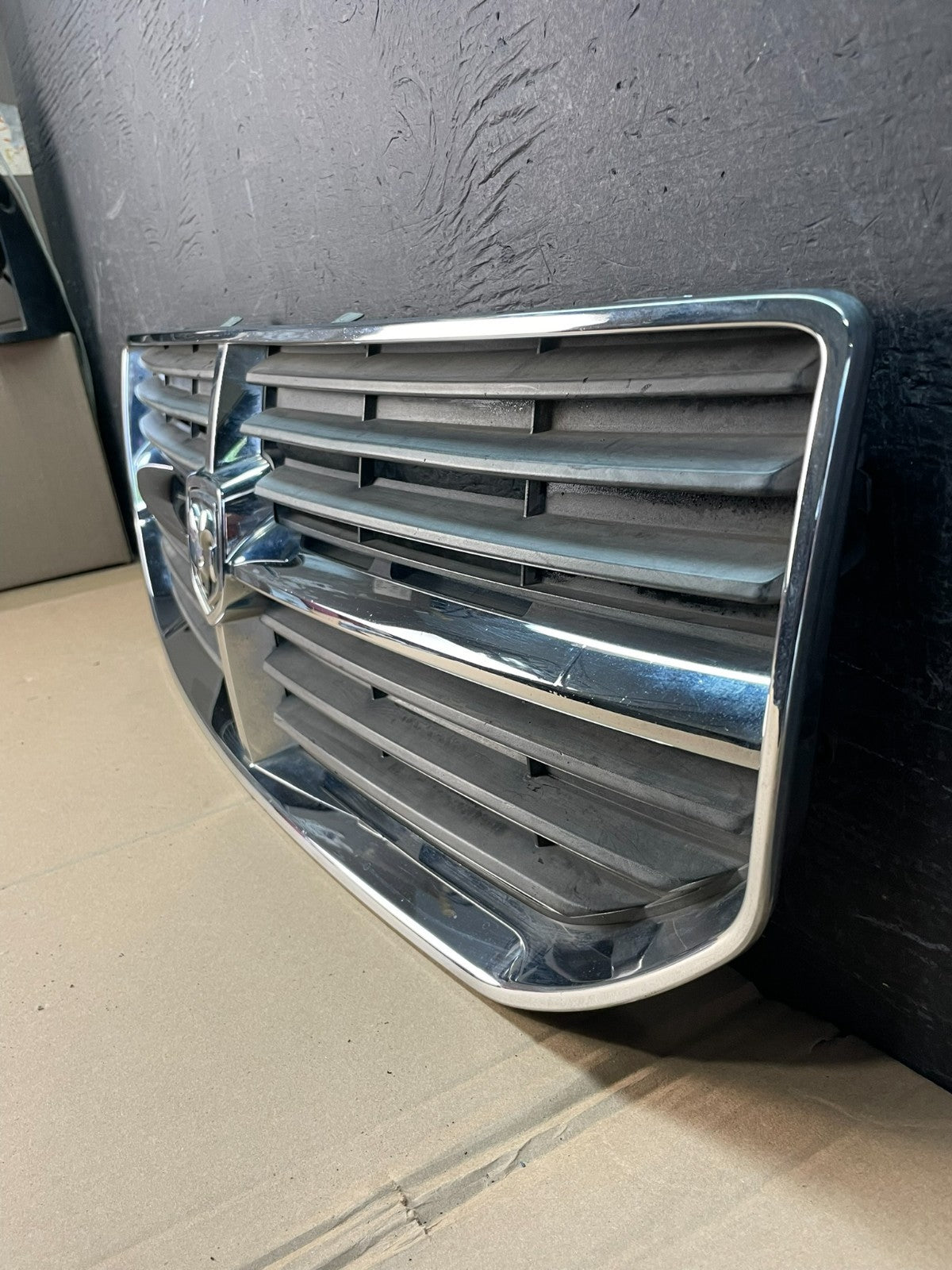 2007 2008 2009 2010 Dodge Caliber Upper Front Chrome Grill Grille ad8317 DG1