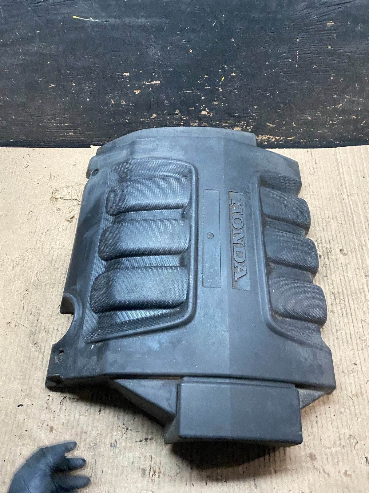 2005 to 2007 Honda Odyssey Black Engine Cover 3.5L No # V4073 DG2