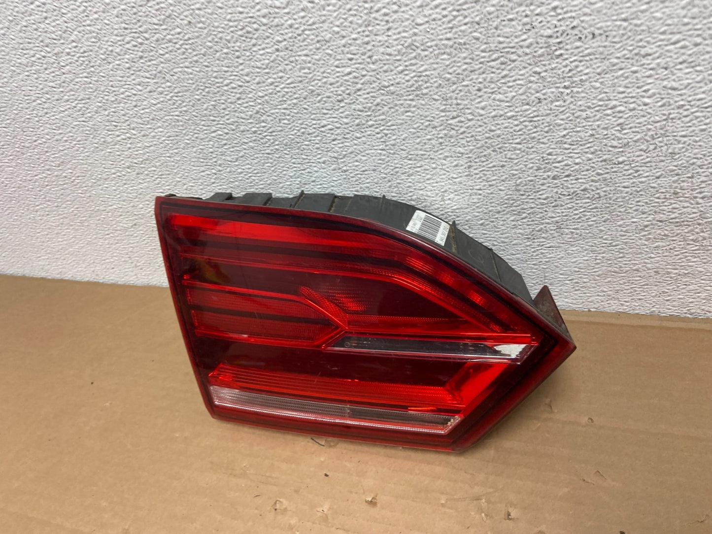 2015-2018 Volkswagen Jetta Hybrid Left Driver LH Inner Tail Light AD4189 DW1