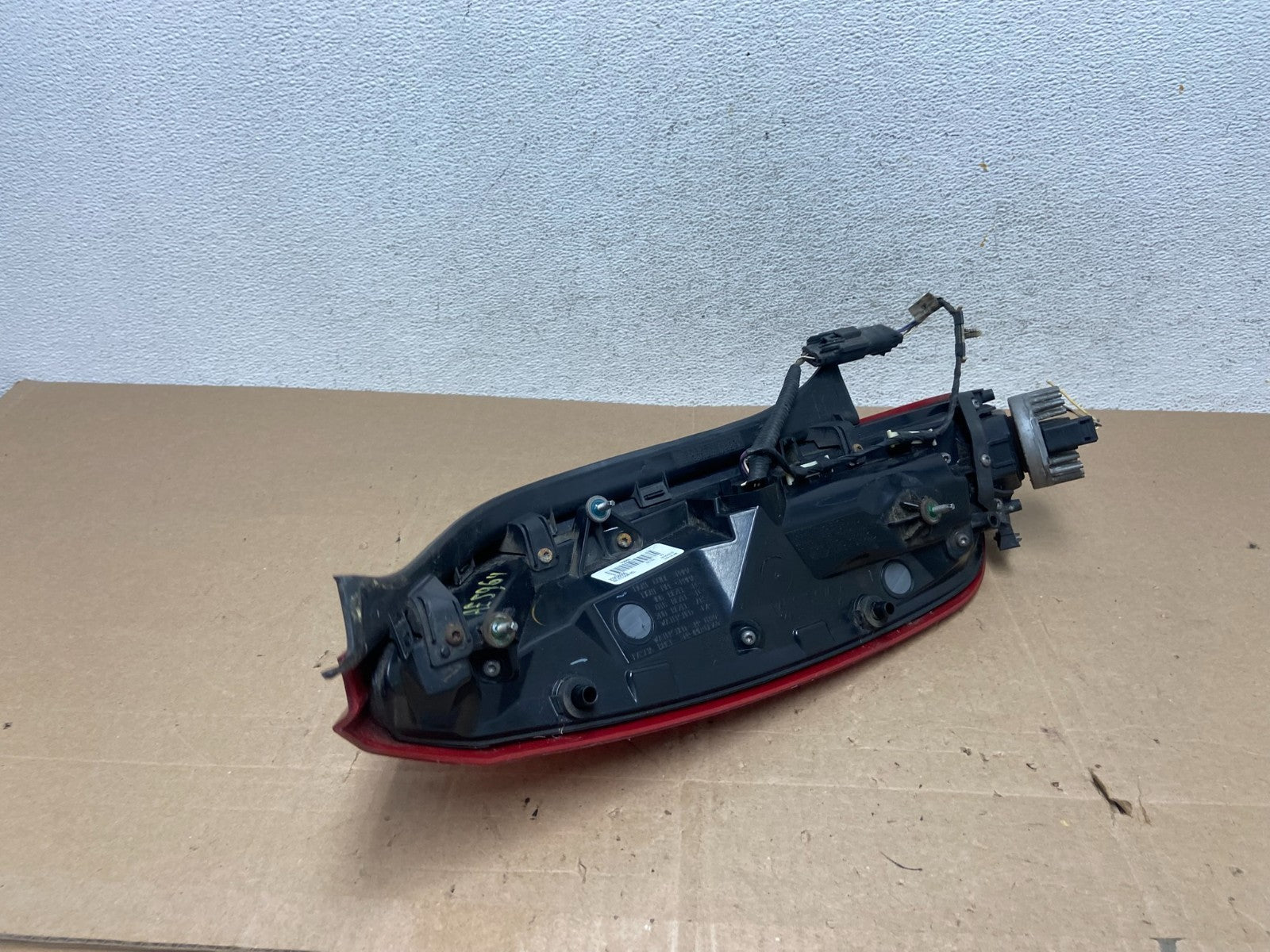 2013 to 2017 Cadillac XTS Right Passenger RH Tail Light AE5964 DW6
