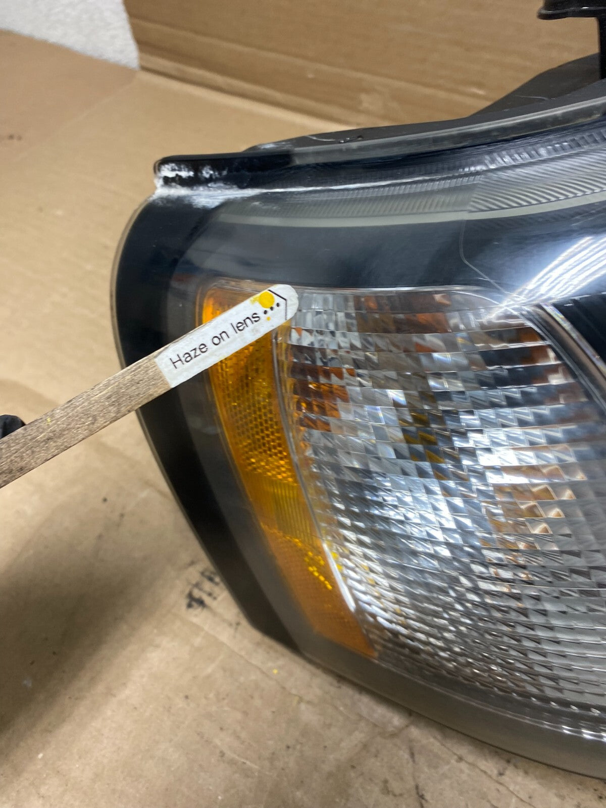 2004-2005 Land Rover Freelander Right Passenger Rh Halogen Headlight O2568 DW9