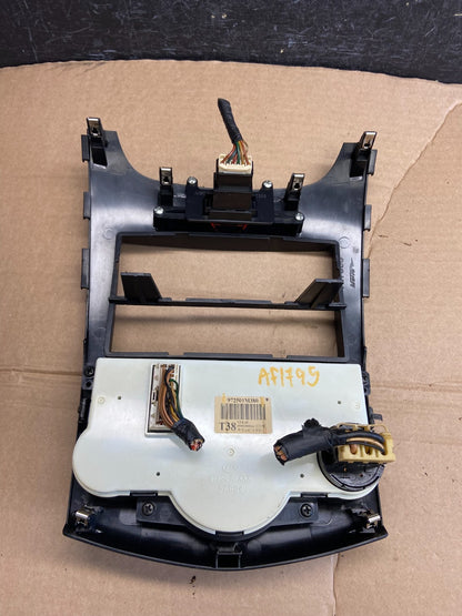 2010 - 2013 Kia Forte Radio Radio Heater A/C Climate Control Bezel AF1795 DG4