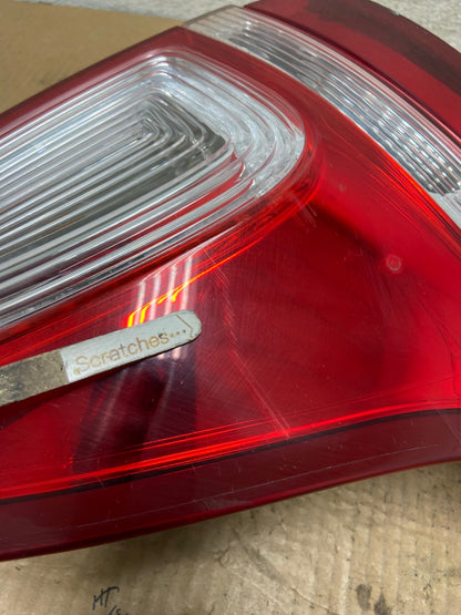 2011 2012 2013 2014 2015 Ford Explorer Right Passenger RH Tail light AI8066 LK3