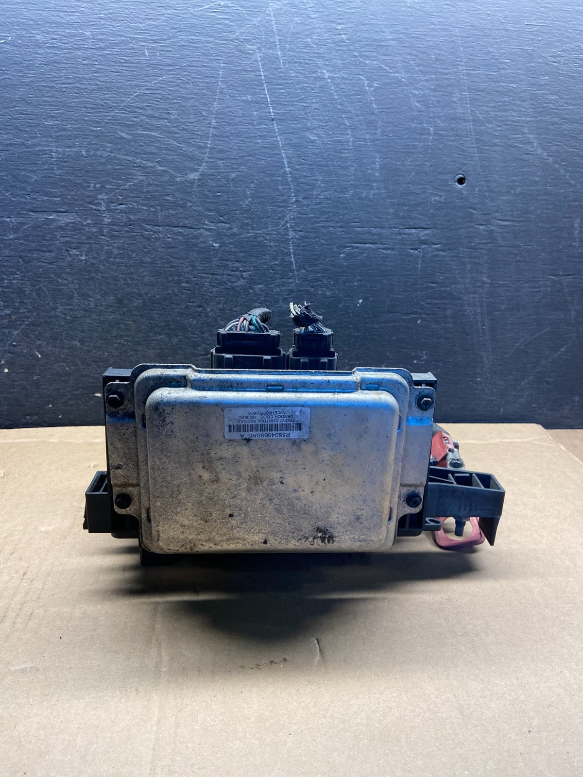 2005 Chrysler 300 Charger Totally Integrated Module Fuse Box af9258 DG4