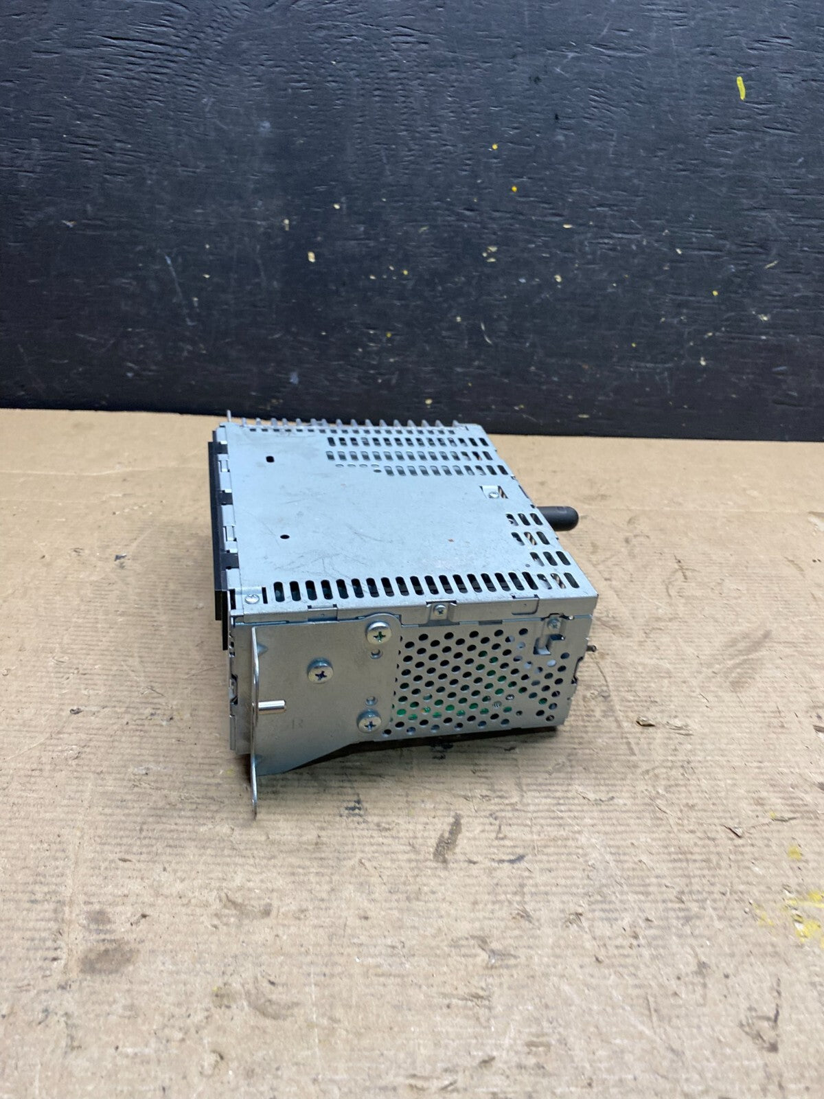 2011 Ford Explorer Audio Equipment Radio Receiver AM FM CD N9503 DG2