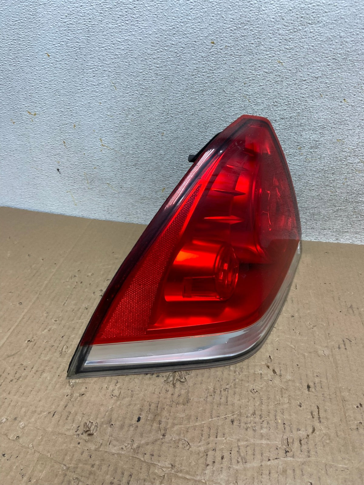 2006 to 2012 Chevrolet Impala Left Driver Lh Side Tail Light AI1341 LK2