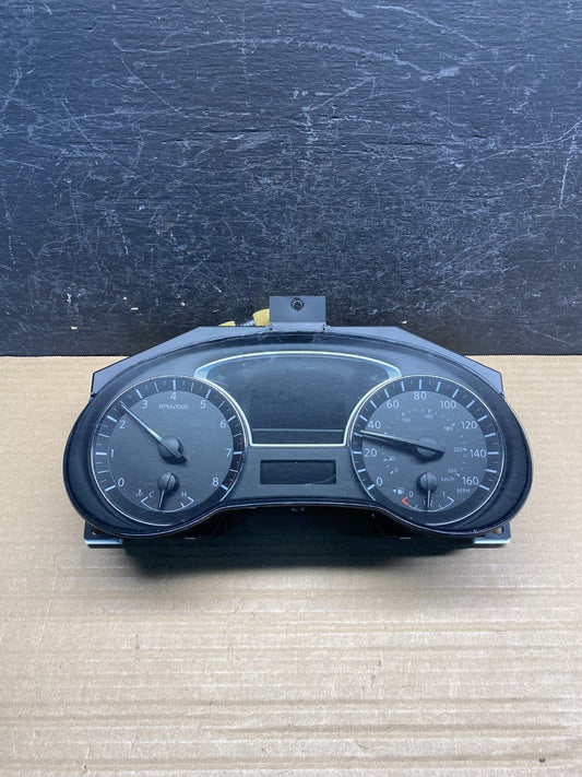 2013 Nissan Pathfinder Speedometer Cluster Gauge AF3834 DW0