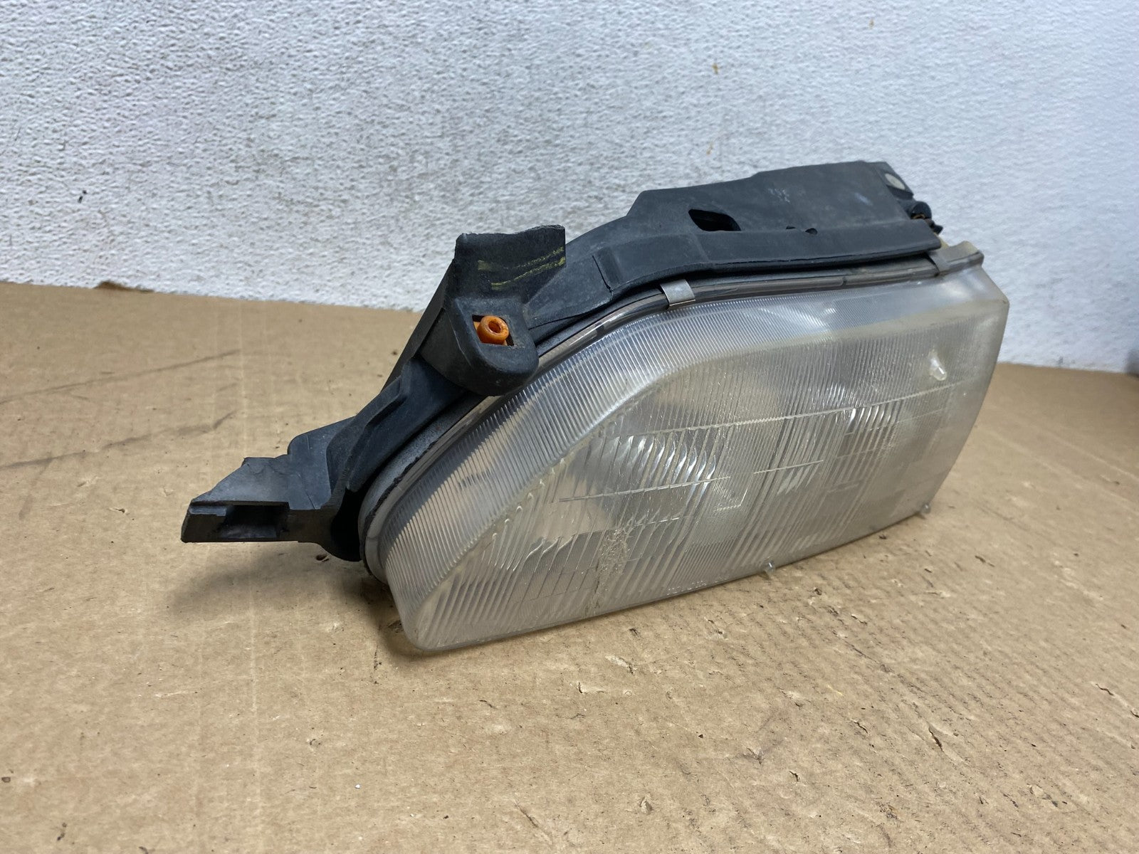 1993 to 1997 Toyota Corolla Left Driver LH Side Headlight AG0535 DW2