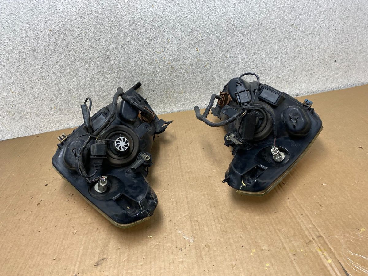 2008 2009 2010 2011 Ford Focus Left+Right Headlights Halogen AI8951 DW18