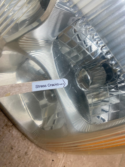 2002 to 2006 Cadillac Escalade Left Driver Lh Xenon HID Headlight Oem AA2689 PS4