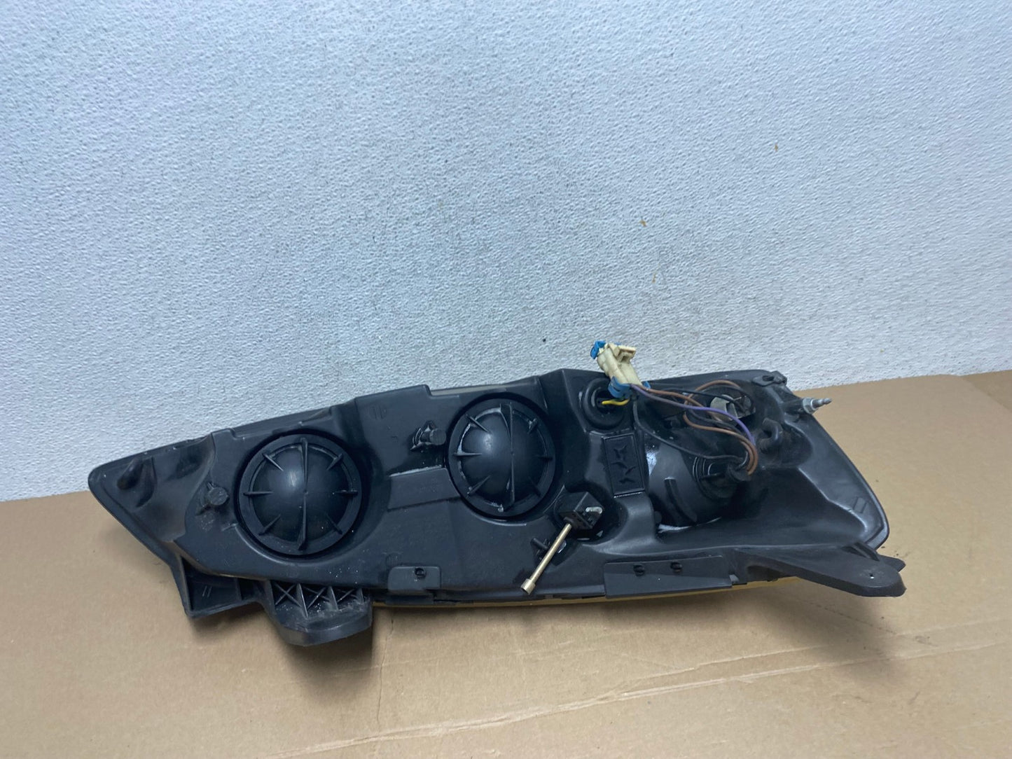 2005 to 2009 Pontiac G6 Headlight Left Driver LH Side Halogen AF4333 LK5