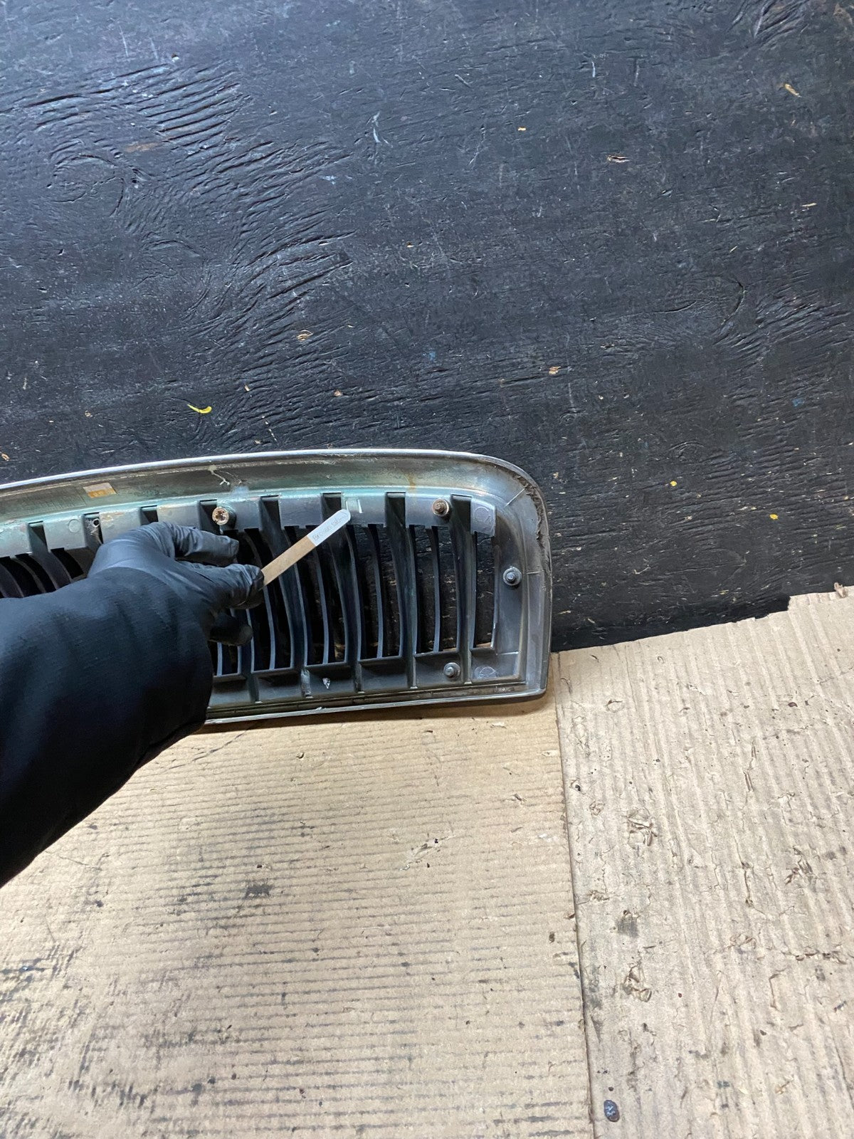 2001 to 2005 Hyundai Sonata Front Upper Grille Grill Bumper OEM V9466 DG8