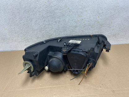 2001-2005 Volkswagen Passat Right Passenger RH Halogen Headlight AH9323 DW4