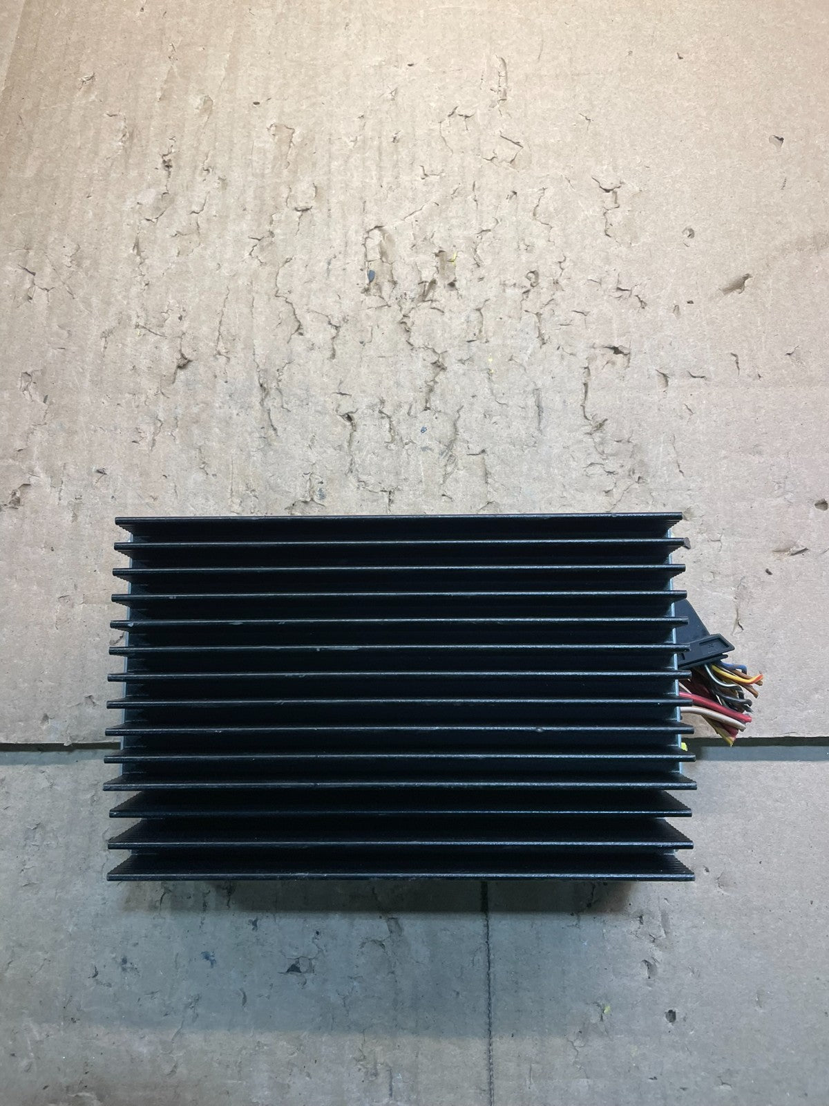 2007-2010 BMW X5 Top HiFi Lear Radio Audio Amplifier Amp OEM w1378 DG0