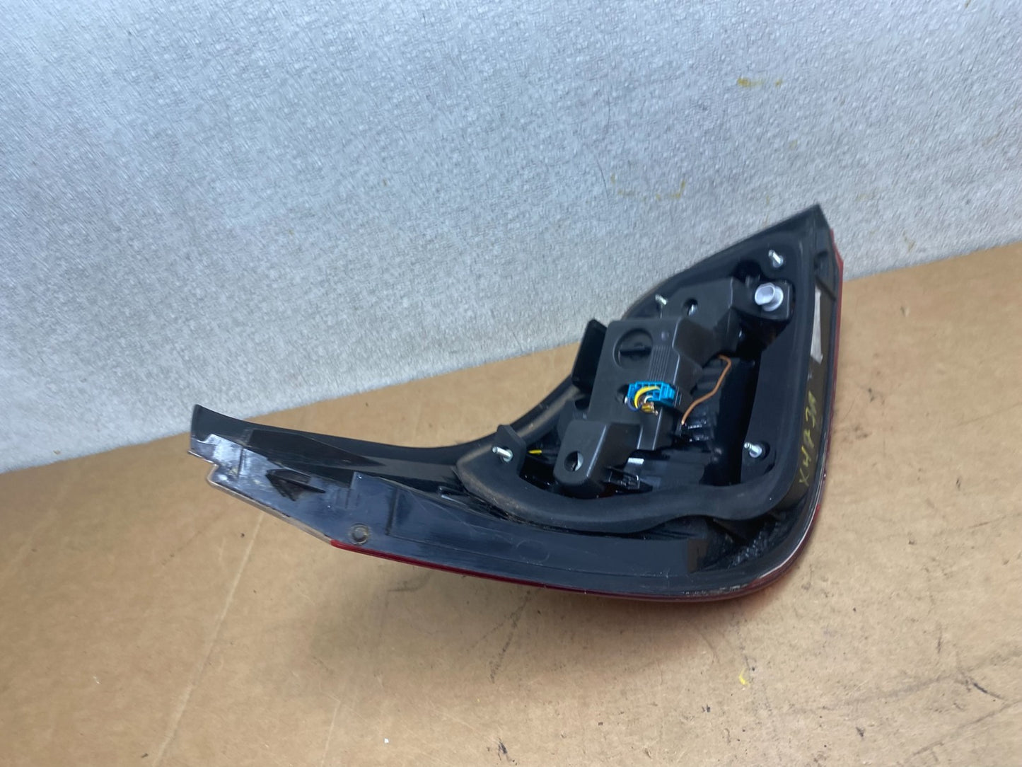 2008 2009 2010 BMW 5 525i 530i Right RH Side Tail Side Light Oem X4739 DW10