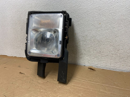 2004 to 2009 Cadillac SRX Right Passenger RH Side Front Fog Light ag8233 DG2